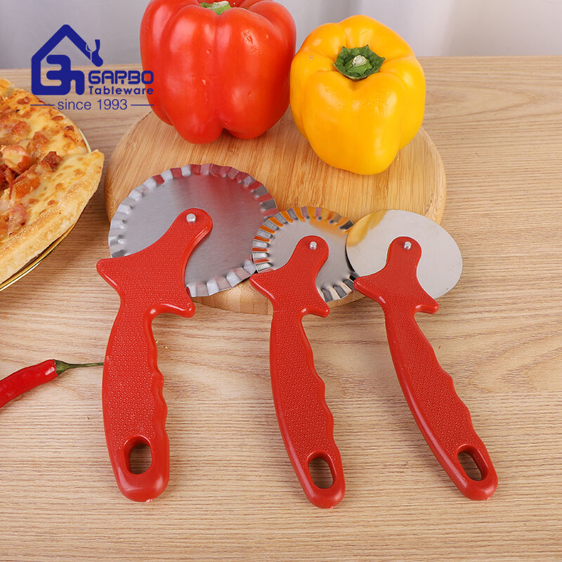 Easy Pizza Time: The Choice of Garbo Pizza Cutter