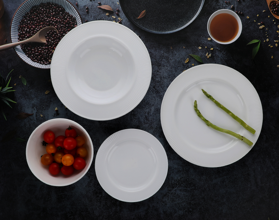 White opal glassware dinner set with stripe pattern popular in Poland market