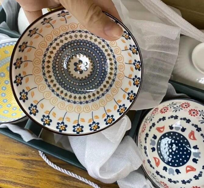 4 kinds of  ceramic bowls that is unhealthy or umwelcome during using