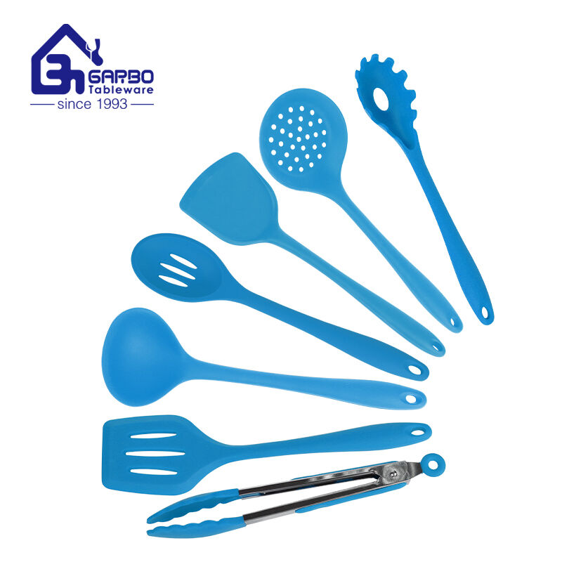 Use the Correct Tips to Clean Your Silicone Kitchen Utensils