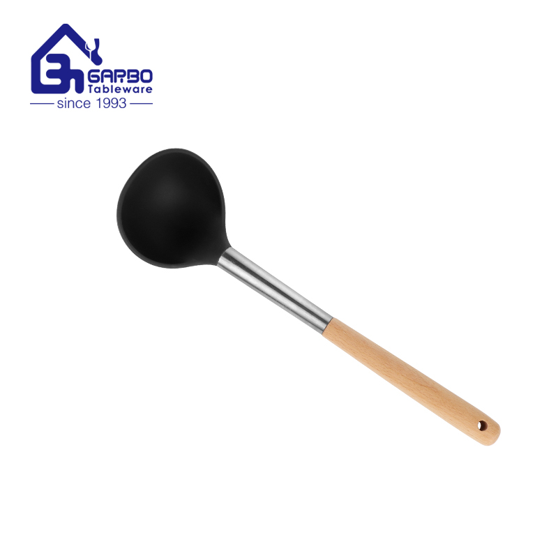 Why the customers prefer to choose silicone spatula sets with bamboo handles