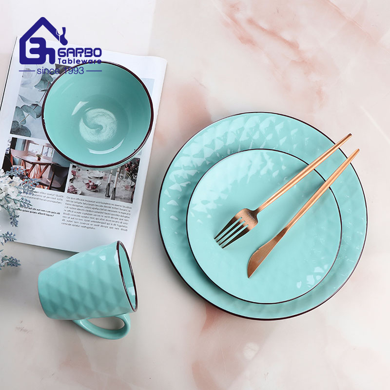 Premium underglazed porcelain dinner set