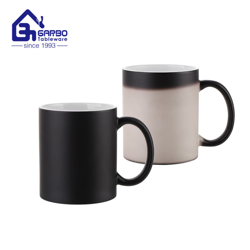 Stoneware 350ml mug with bright green color and comfortable handle for drinking coffee in office