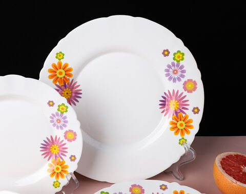 kitchen wholesale Chinese factory price white opal glassware plates set