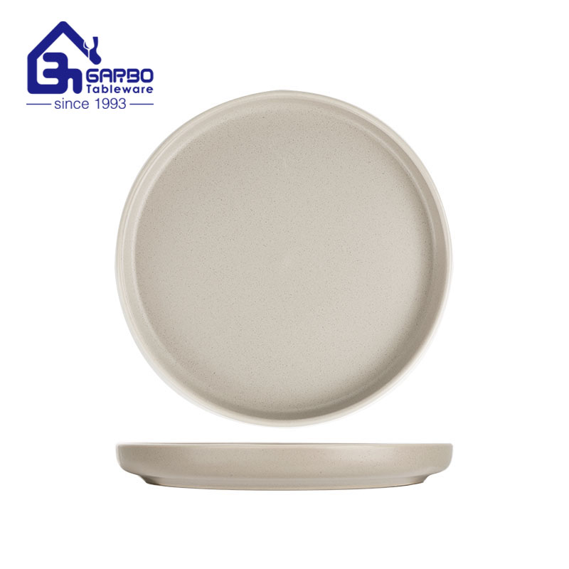 Bulk order cheap 8inch green ceramic flat plate with black rim